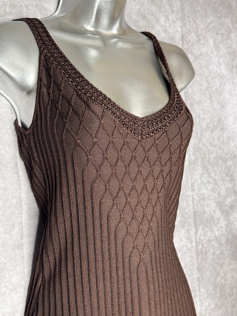 White House Black Market Crochet Trim V-Neck Tank Espresso XS Petite